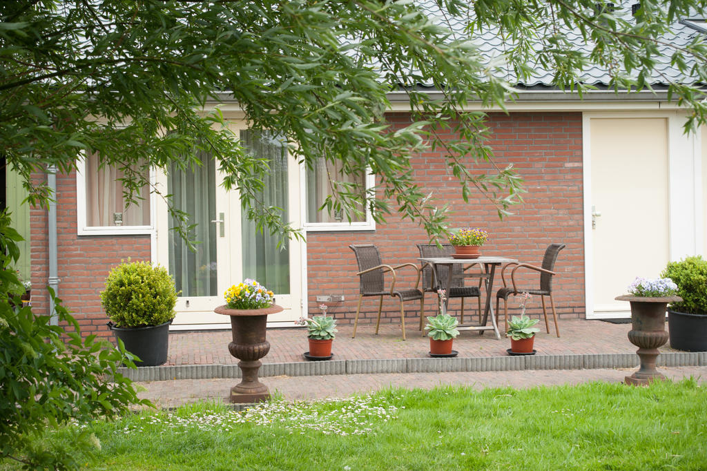Apartement De Vosseburch Langeraar Zimmer foto